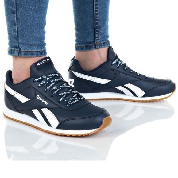 🚩SOLD🚩Reebok sneakers - Picture 3 of 15